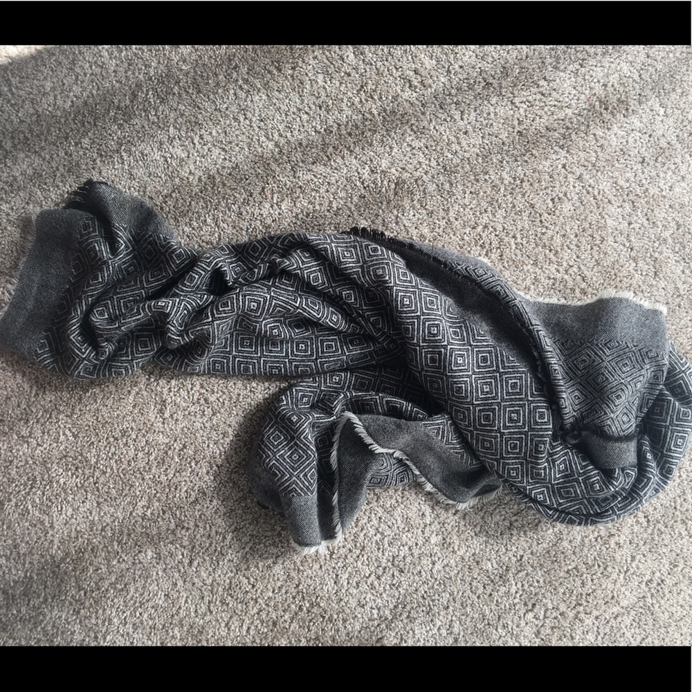 Bulky blanket scarf